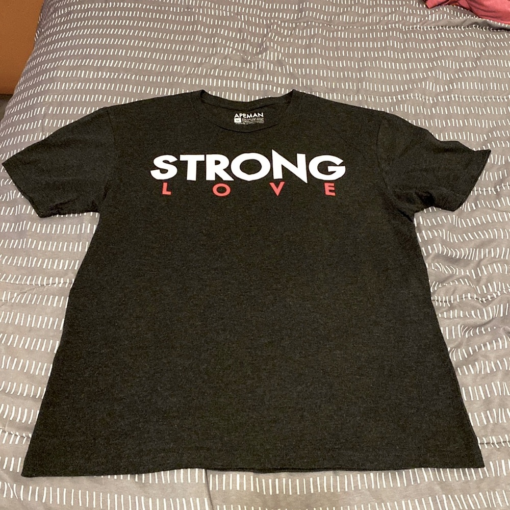 Apeman Strong LOVE shirt men’s medium